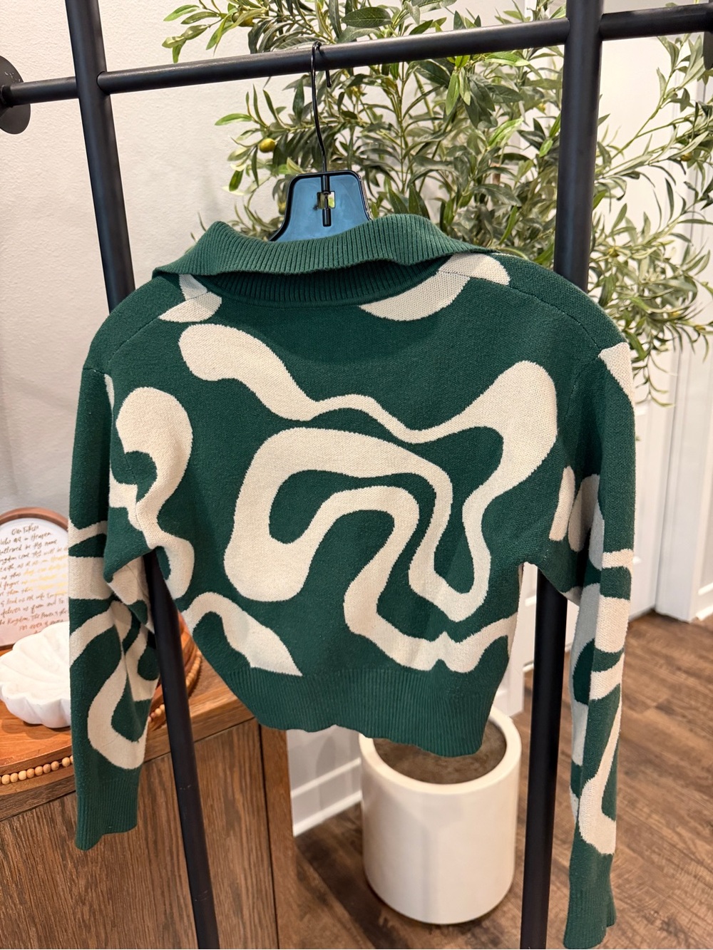Cider Green and Cream Swirl Collared V-Neck Sweater - Picture 3 of 3